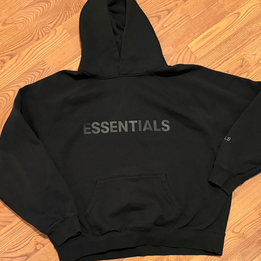 Essentials Men's Hoodie in Black